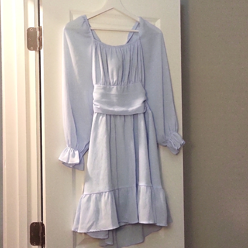 Beautiful chiffon ruffle long sleeve dress open back baby blue